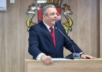 Cabedelo: prefeito eleito afastado vai ser diplomado, mas vice deve assumir o cargo